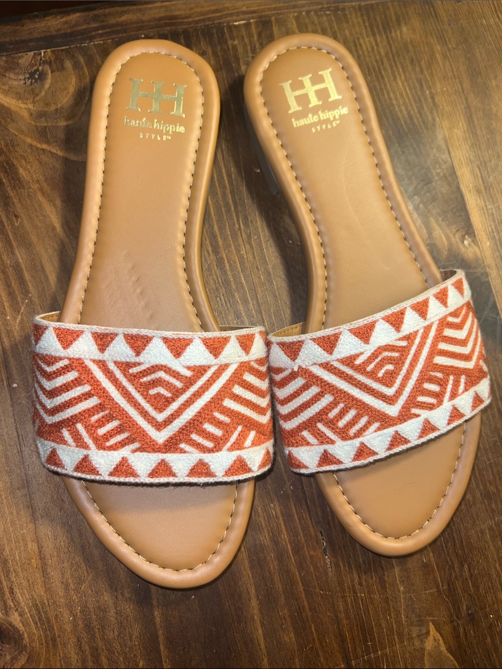 NWOT Haute Hippie Tan & Orange Aztec Geometric Slide Sandals -Size 10